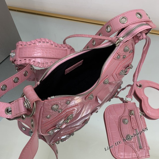 Balenciaga專櫃爆款經典機車包系列女包 巴黎世家鑽扣鱷魚Le Cagole月牙腋下包 fyj1718